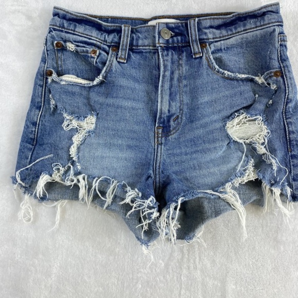 Abercrombie & Fitch Denim Short Sz 25‎ Curve Love Distressed Mom Short Mid Rise - Picture 1 of 7